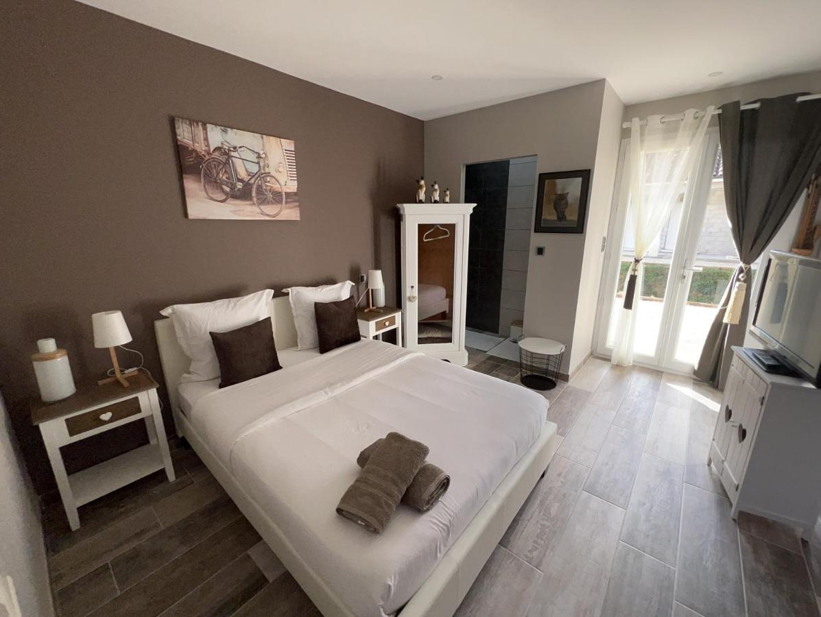 Chez Saliha Et Serge Lamarche-Sur-Saone 外观 照片